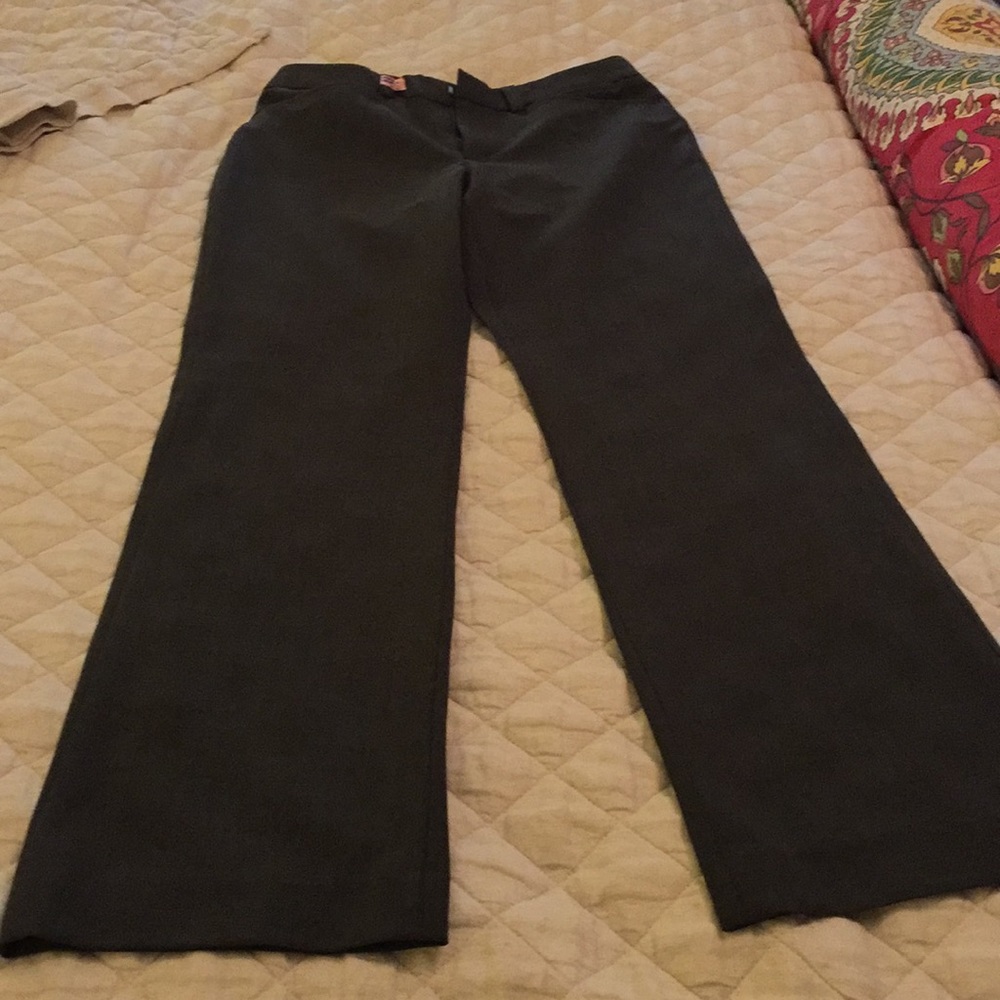 Gap stretch 4R dress pants grey